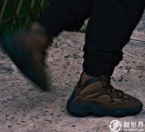 adidas,Yeezy 500 High,Brown 最适合冬天穿的 Yeezy 500！上脚效果你给几分？